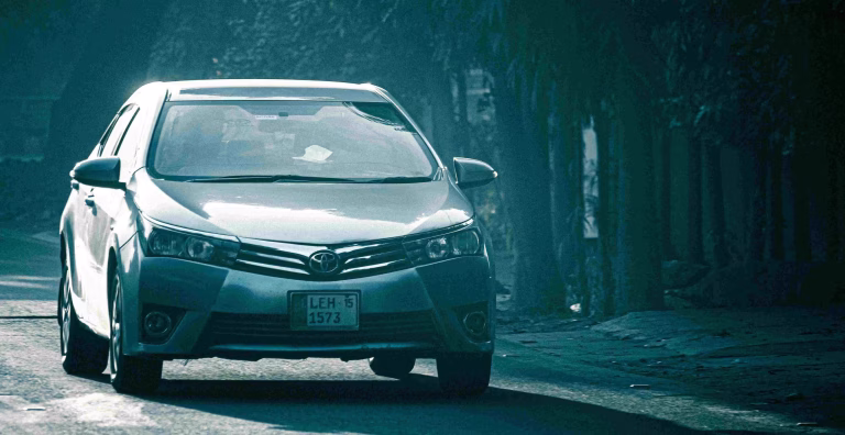 imagem de um carro para seguro na porto seguro